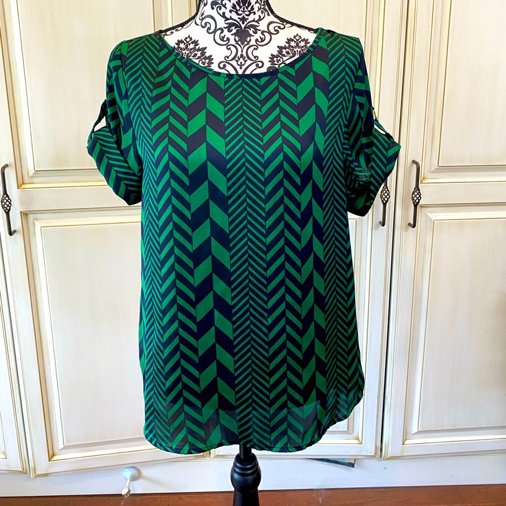 Michael Kors Size 6 Blue and Green Geometric Design Satin Short Sleeve Blouse